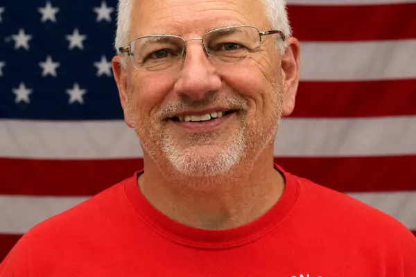 Robert Eastwood 