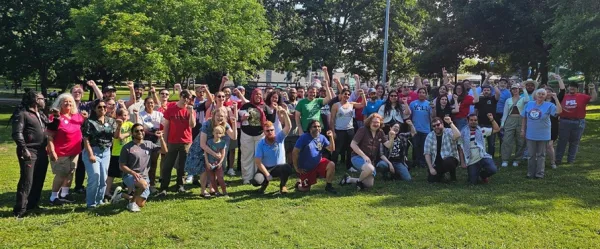 Picnic crowd on May 3, 2026